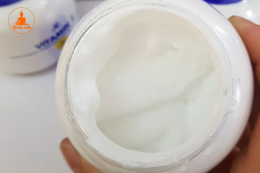 kem Vitamin E Thái Lan